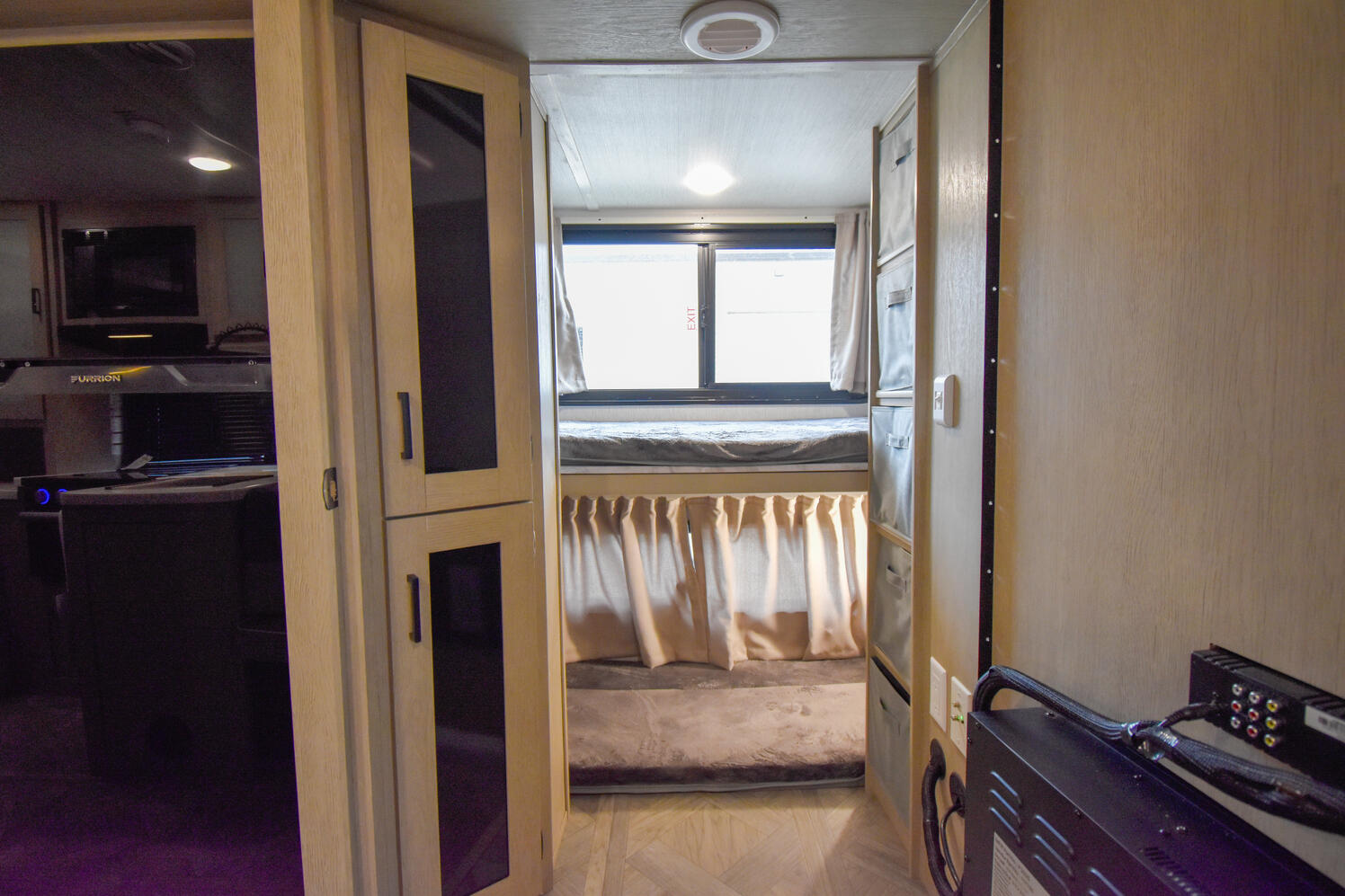 24VIEW Versa-Slide(Bunks)